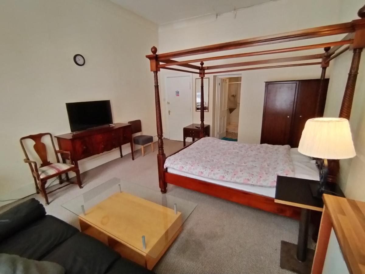 Studio Next To Port Apartment Дувър Екстериор снимка