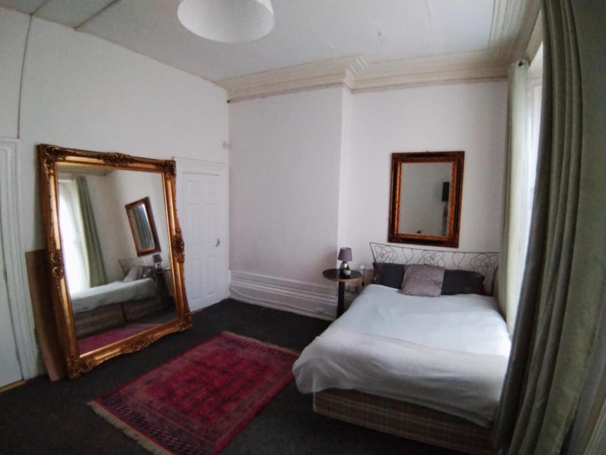 Studio Next To Port Apartment Дувър Екстериор снимка